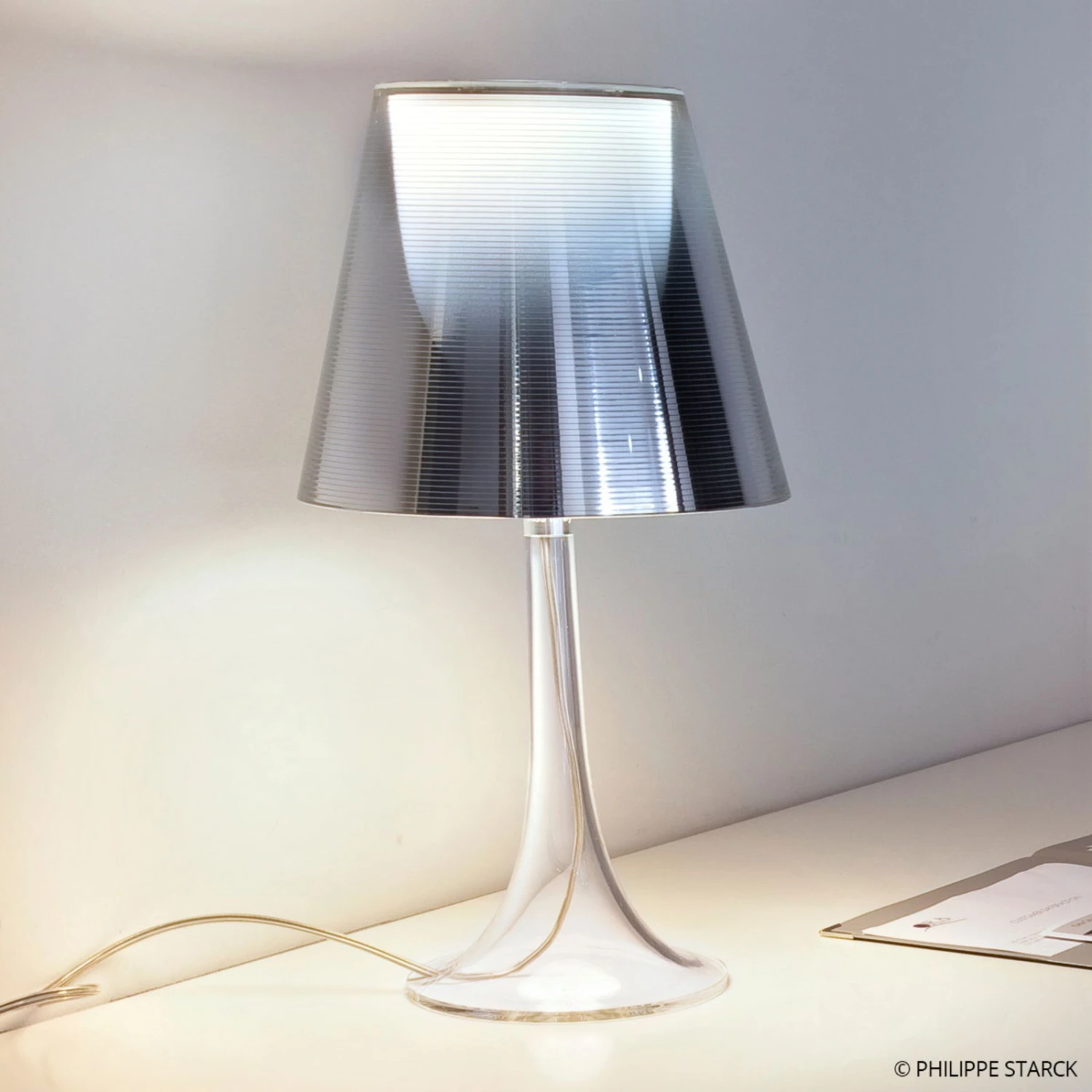 FLOS Miss K - Philippe Starck Table Lamp, Silver 5 FLOS Miss K - Philippe Starck Table Lamp, Silver - Image 3