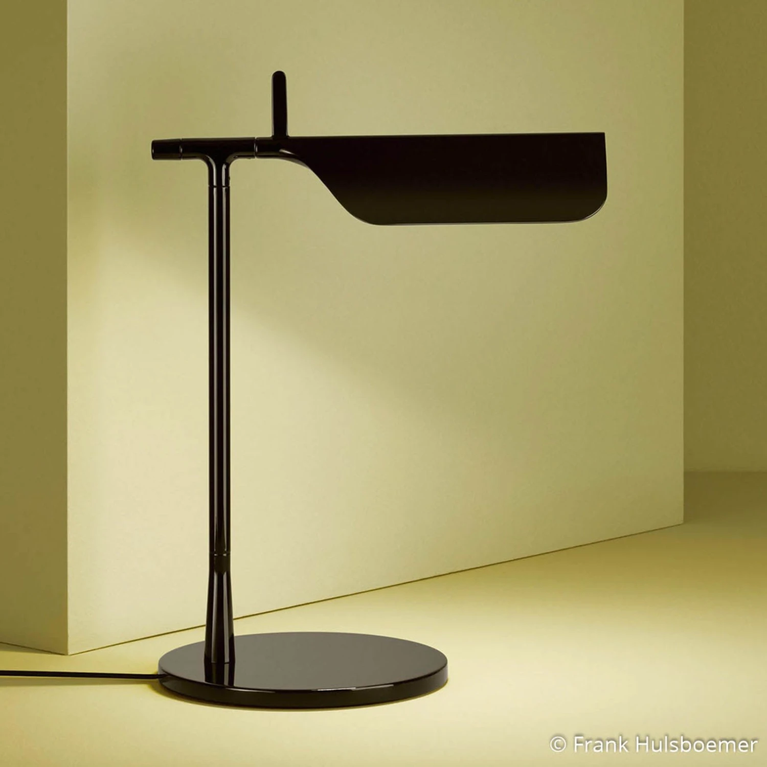 FLOS Tab LED Table Lamp, Black 4 FLOS Tab LED Table Lamp, Black - Image 2