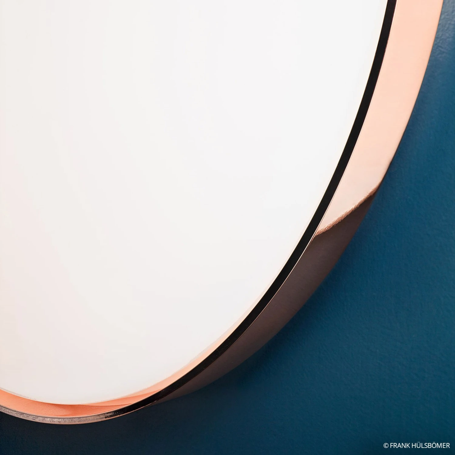 FLOS Clara - LED Wall Light With A Copper Ring 6 FLOS Clara - LED Wall Light With A Copper Ring - Image 4