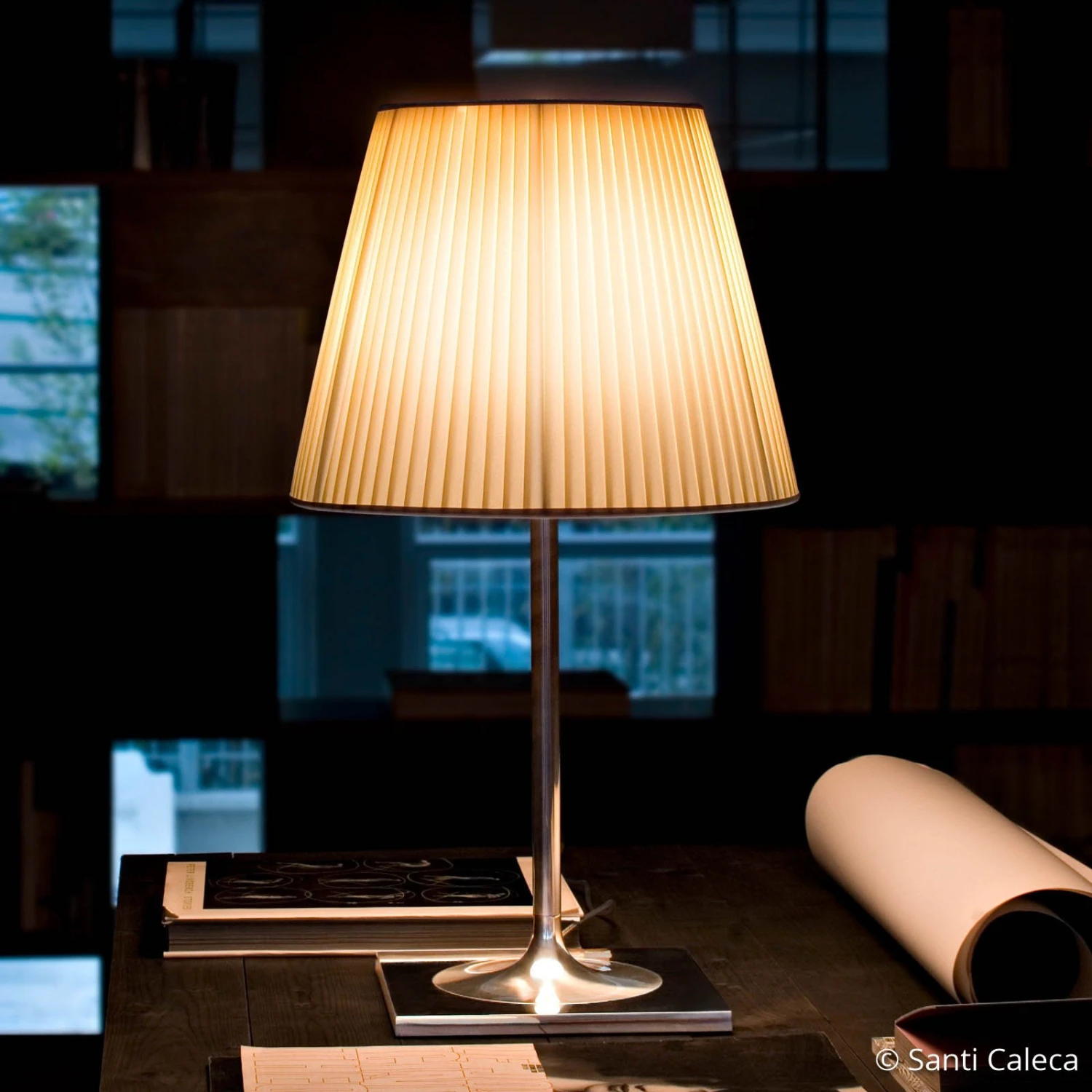 FLOS KTribe T2 Table Lamp, Fabric Lampshade 4 FLOS KTribe T2 Table Lamp, Fabric Lampshade - Image 2