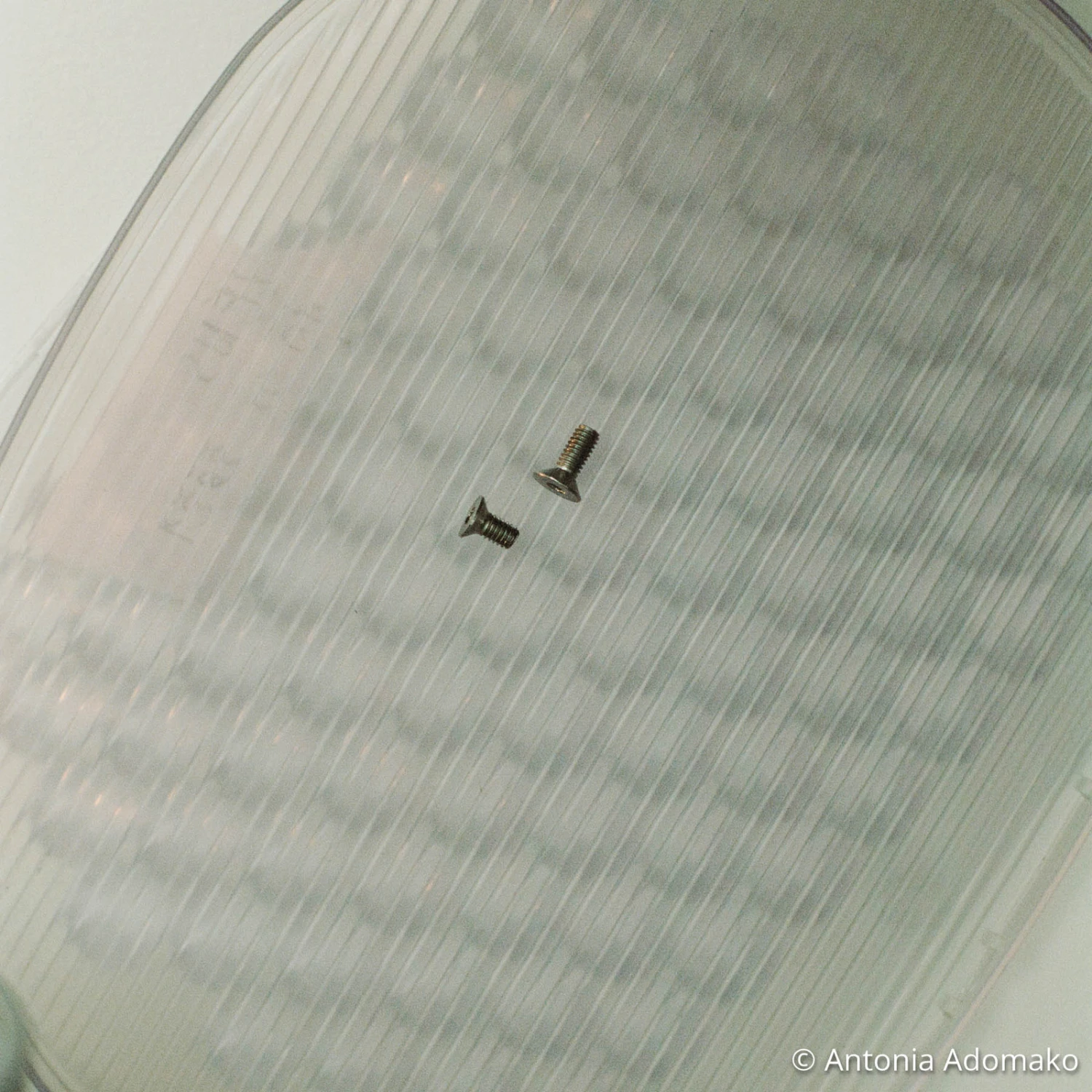 FLOS Oplight W1 LED Wall Light, Anthracite 6 FLOS Oplight W1 LED Wall Light, Anthracite - Image 4